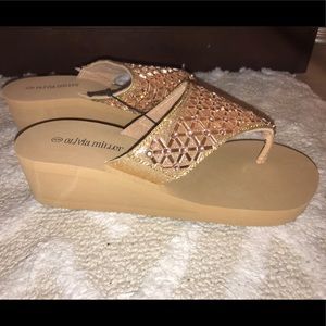 NWT! Olivia Miller platform sandals 👡